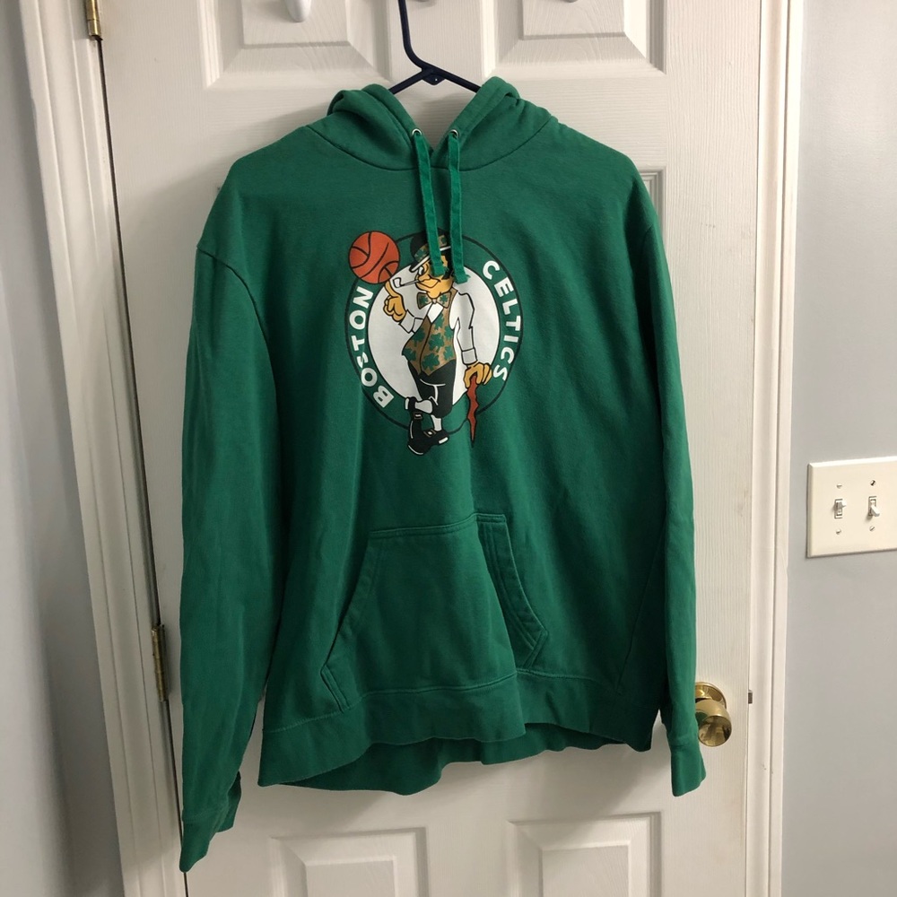 Celtics sweatshirt